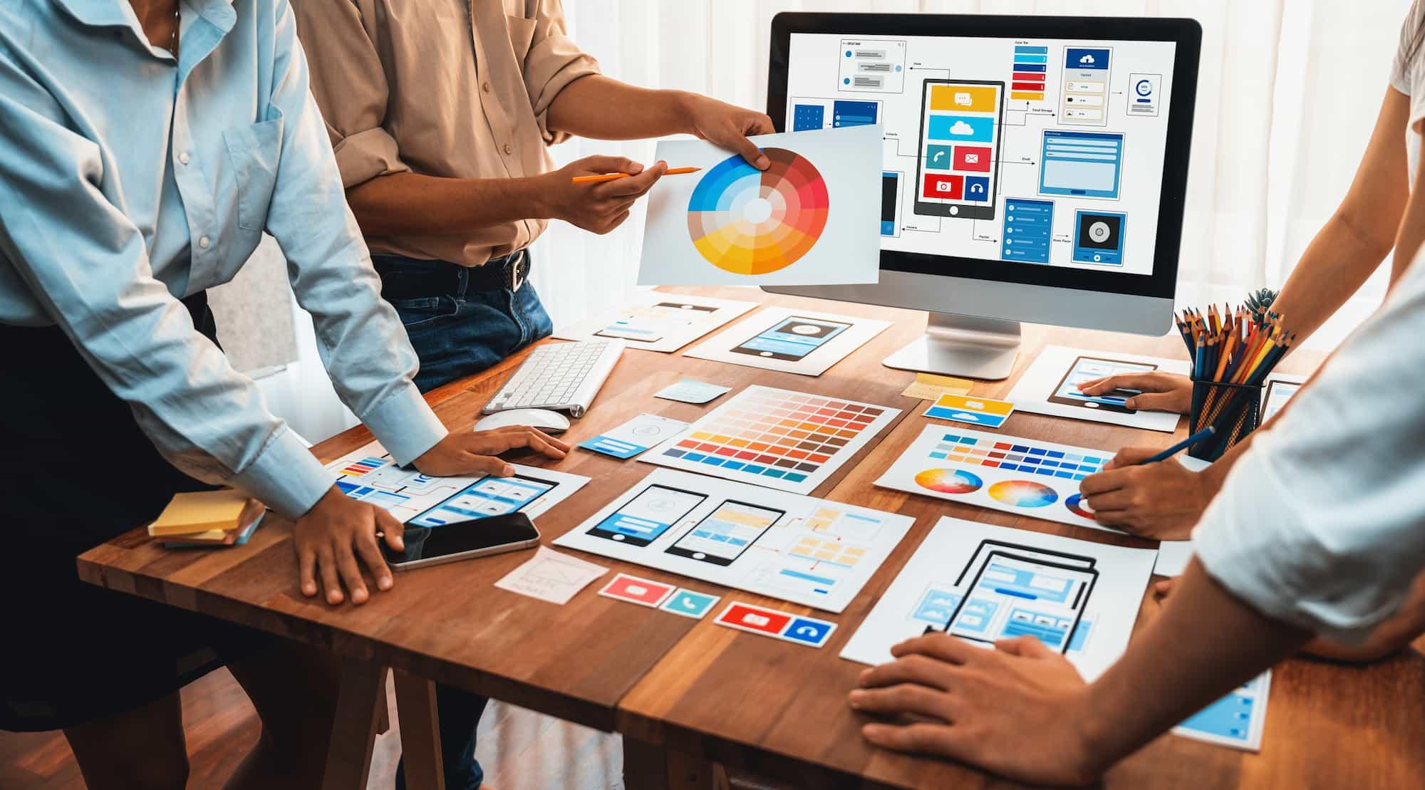 Crea Experiencias Inmersivas: Componentes UI y HUD Dinámicos